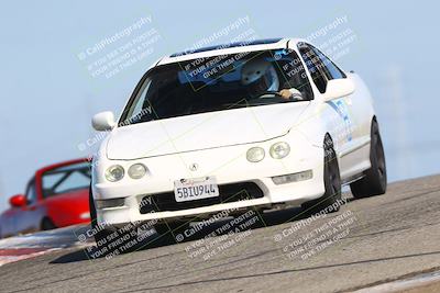 media/Oct-26-2025-CalClub SCCA (Sun) [[8ce1e69566]]/Group 1/Session 2 (Grapevine)/